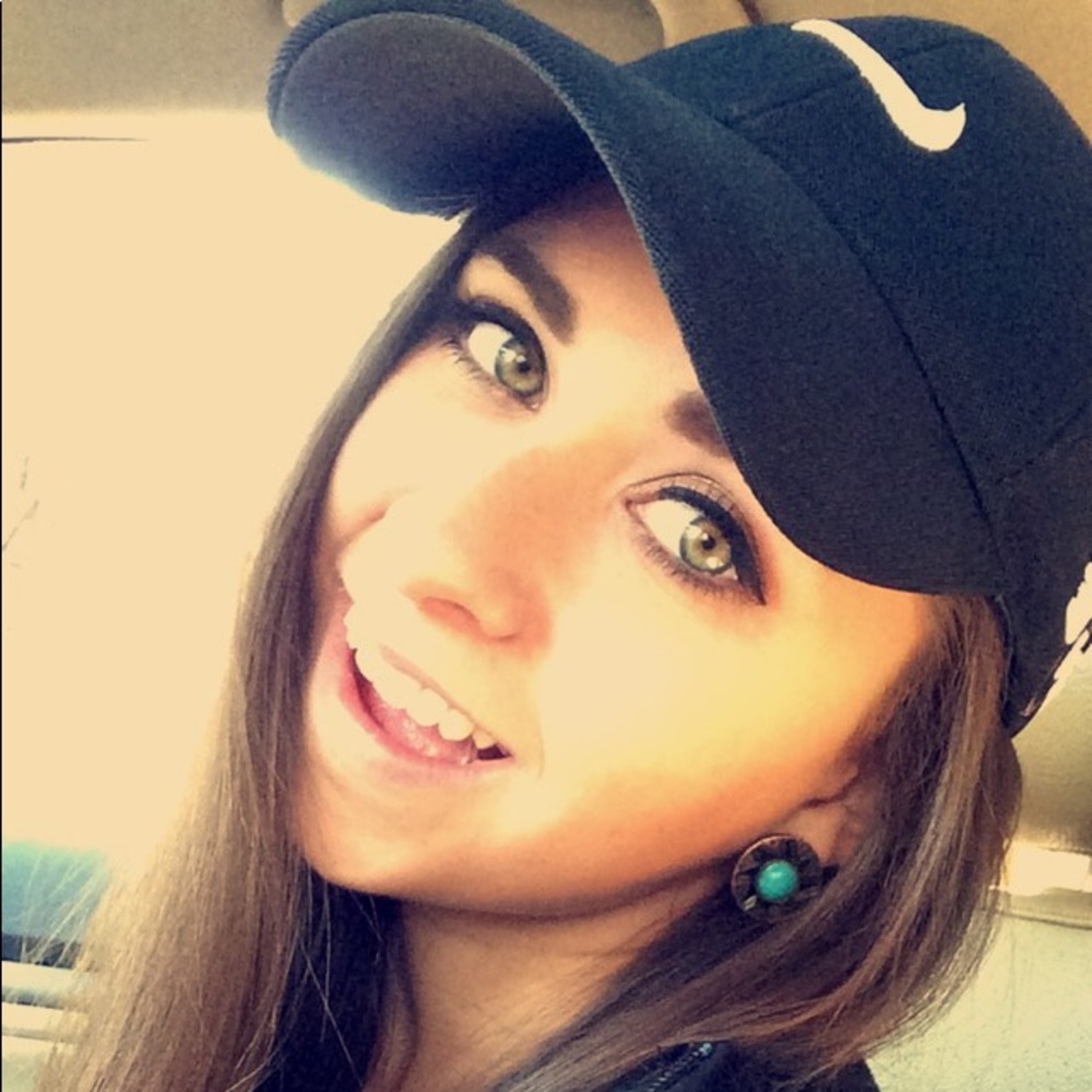 Meet your Posher, Megan